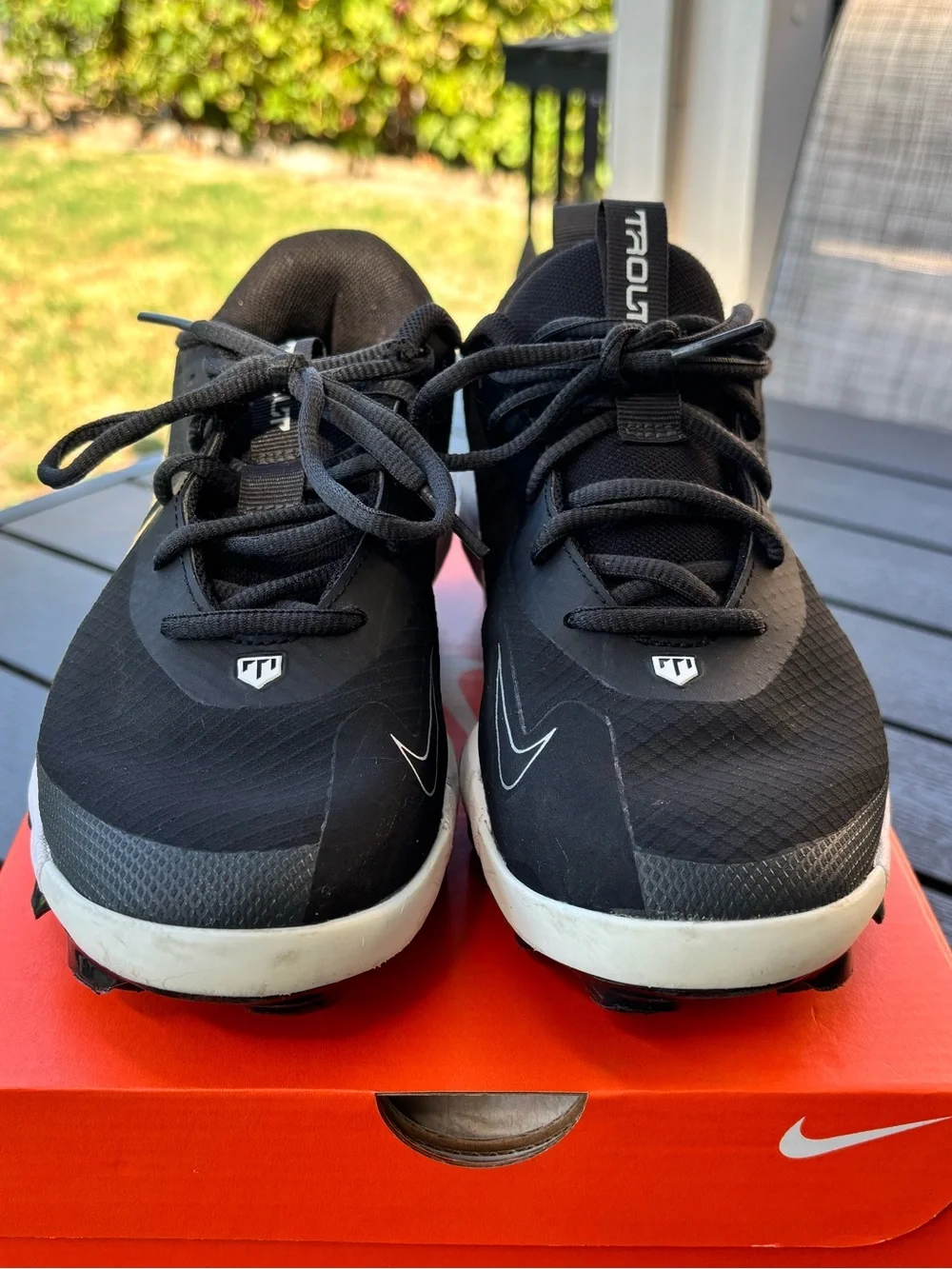 Nike Boy's Force Trout 9 Pro Molded Baseball Cleats .Size 5Y